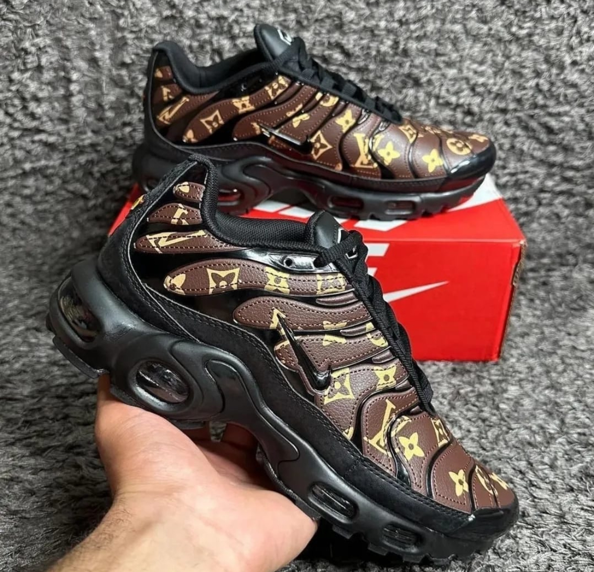 Маратонки MAX TN Черно Кафяв