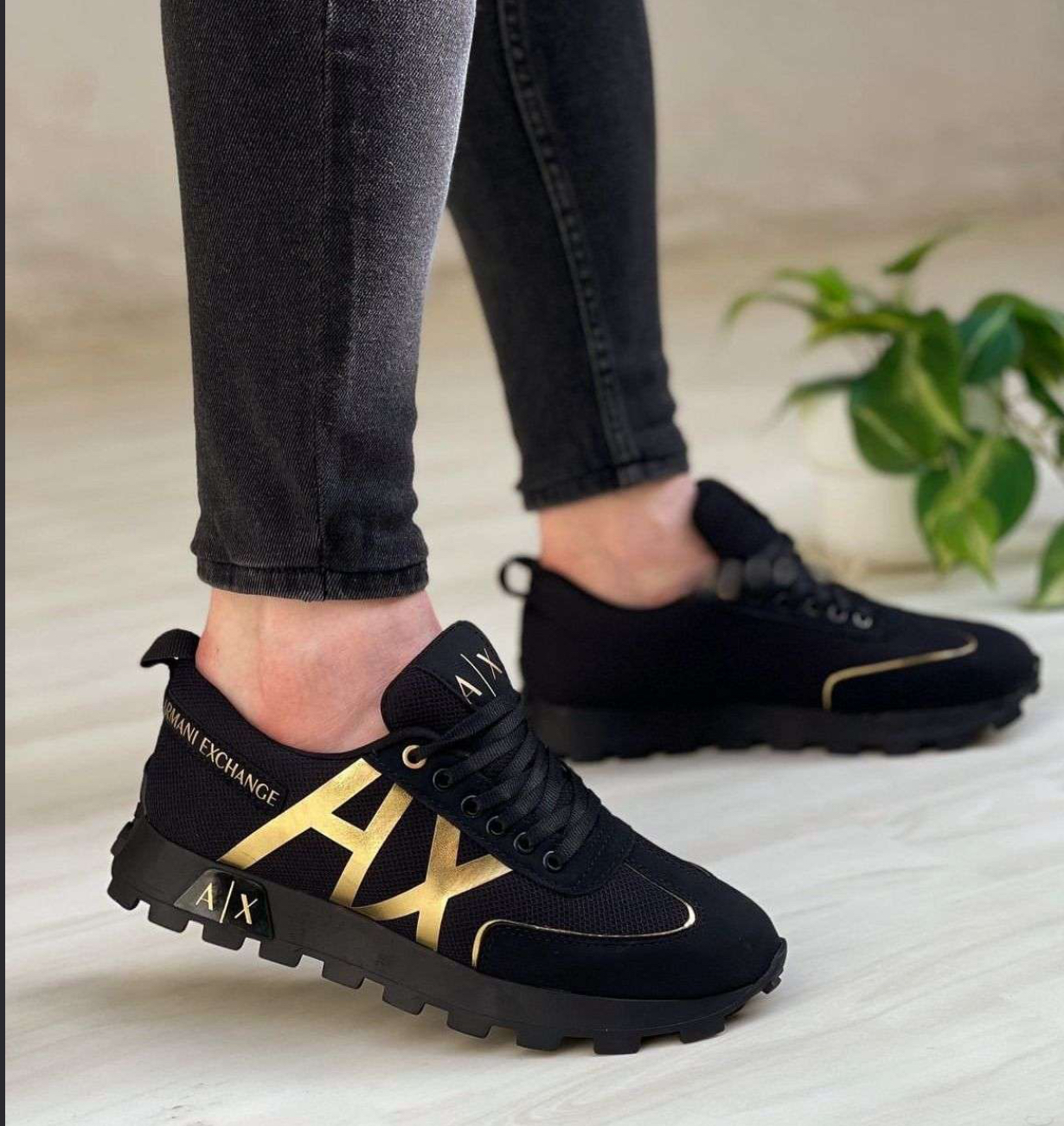 Маратонки A | X ЧЕРНО ЗЛАТИСТО
